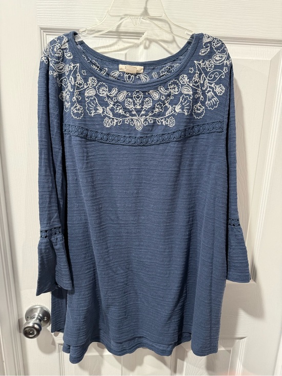 Style & Co. Tops - Style & Co. Blue Scoop Neck Tunic with White Embroidery